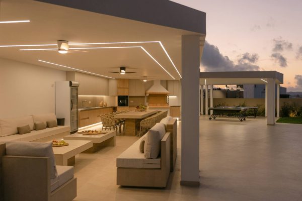 cfd40115-9ebe-4c1f-8c2b-119d29841928