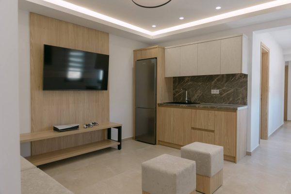 e253e752-0a8a-4bba-9995-98b32a24b6a7