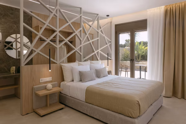 fb0cf376-9190-4db2-924e-cbadef35a28a